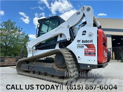 Bobcat T740 小型裝載機