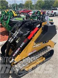 Boxer 600HD 小型裝載機