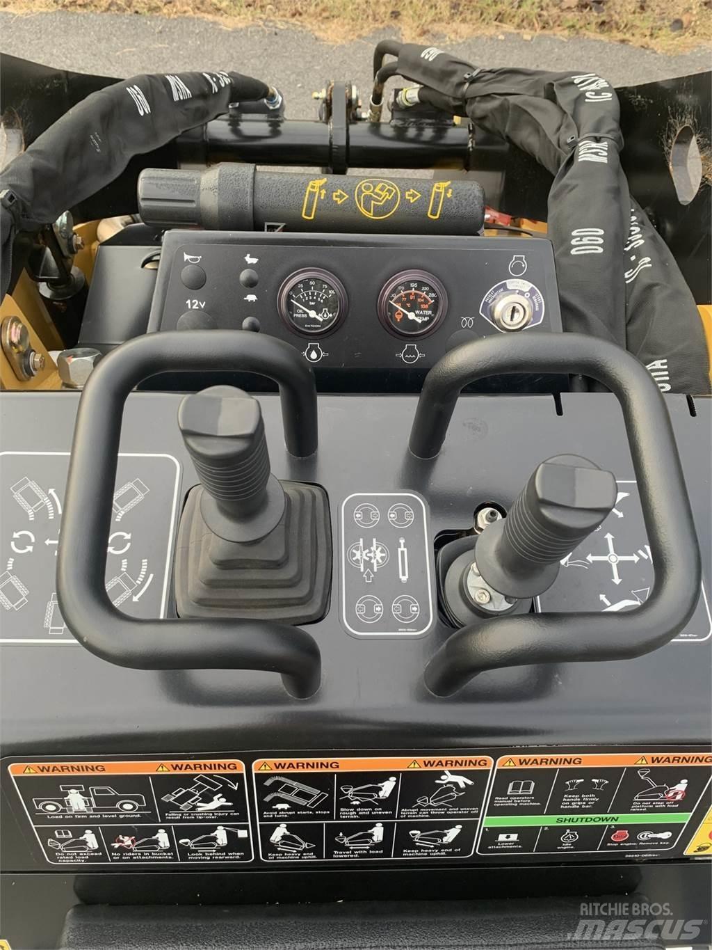 Boxer 700HDX 小型裝載機