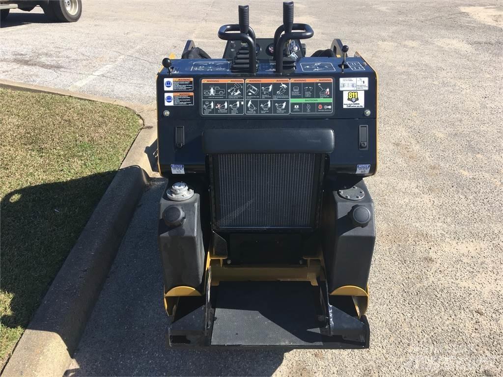 Boxer 700HDX 小型裝載機