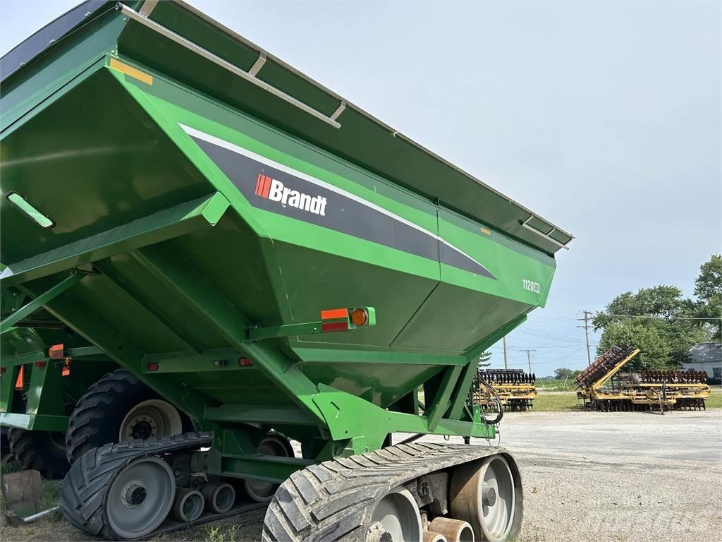 Brandt 1120XR 運糧車