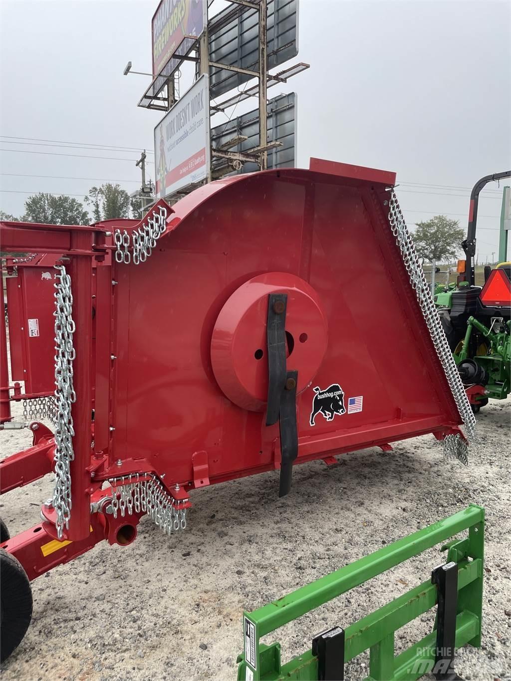 Bush Hog 1815 草捆撕碎機、切割機、拆袋機