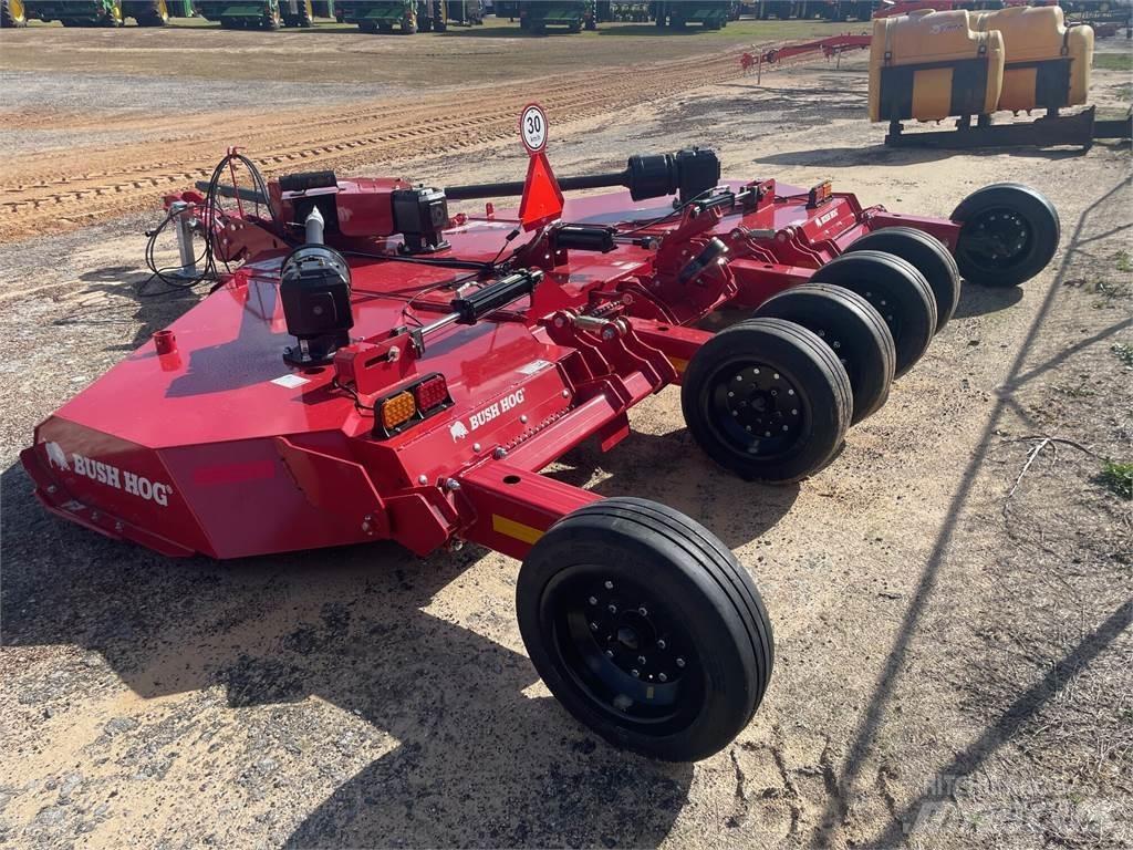 Bush Hog 4115R 草捆撕碎機、切割機、拆袋機