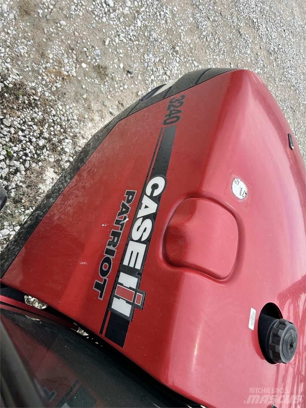 Case IH 3240 牽引式噴霧機