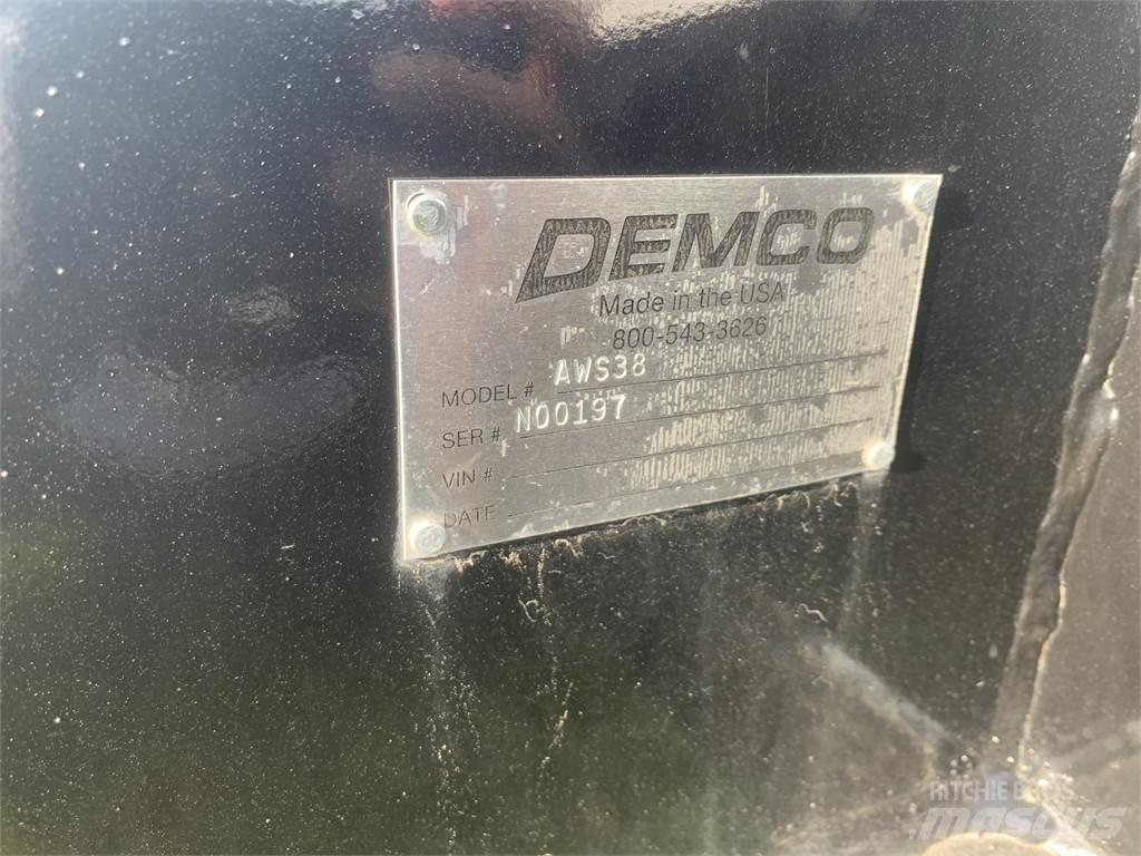 Demco AWS38 運糧車