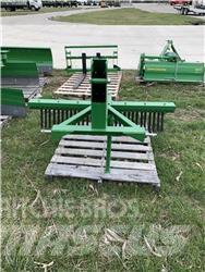 Frontier LR5060 耙與翻草機