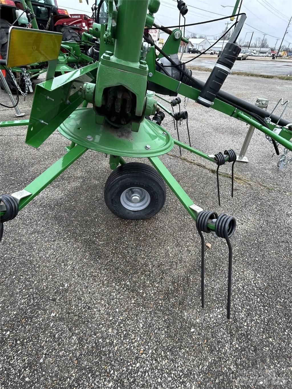 Frontier TD1316 耙與翻草機