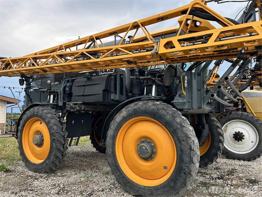 Hagie STS12 牽引式噴霧機
