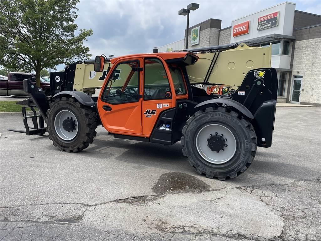 JLG 1055 伸縮臂操作車