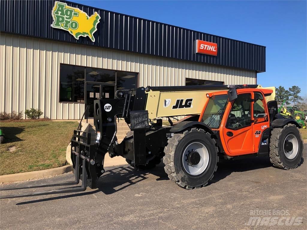 JLG 1255 伸縮臂操作車