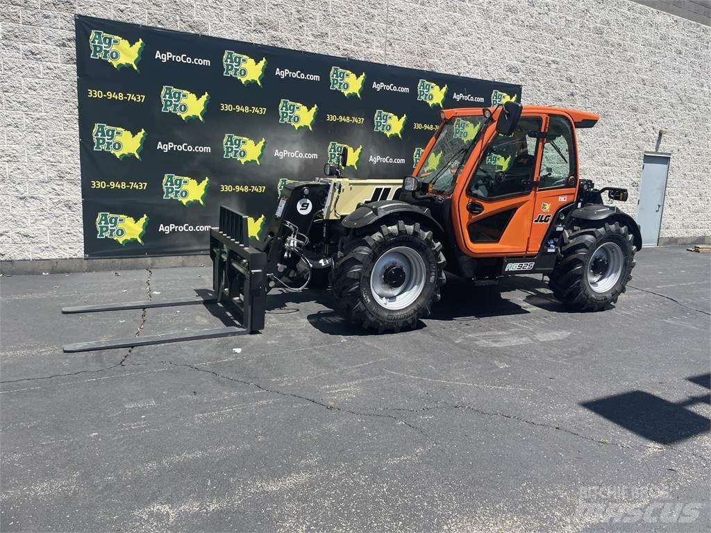 JLG 925 伸縮臂操作車
