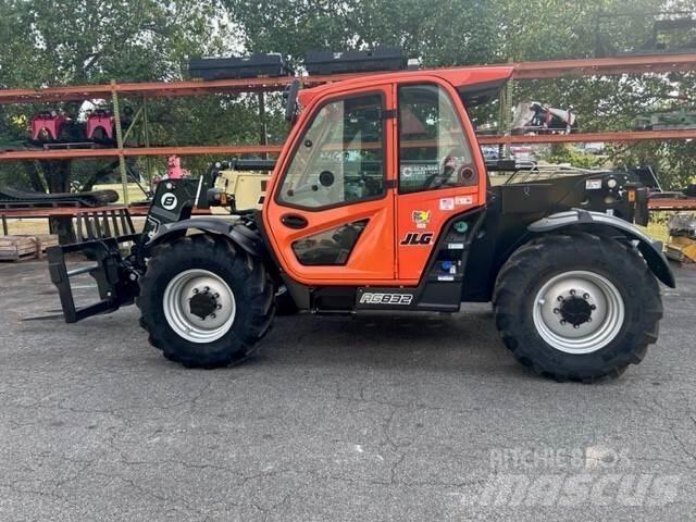 JLG AG832 伸縮臂操作車