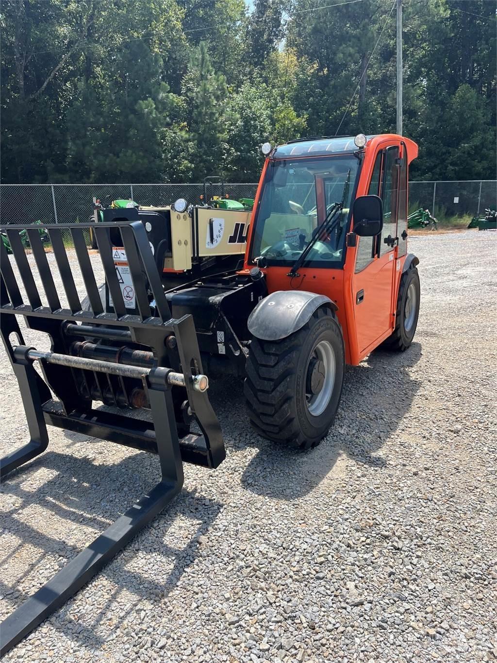JLG G5-18 伸縮臂操作車