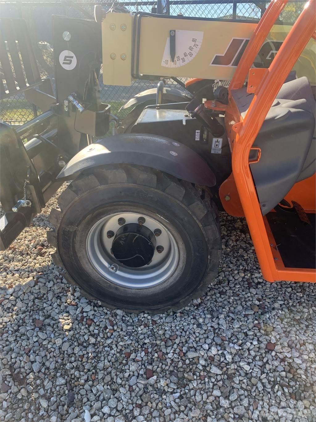 JLG G5-18A 農業用伸縮臂裝載機