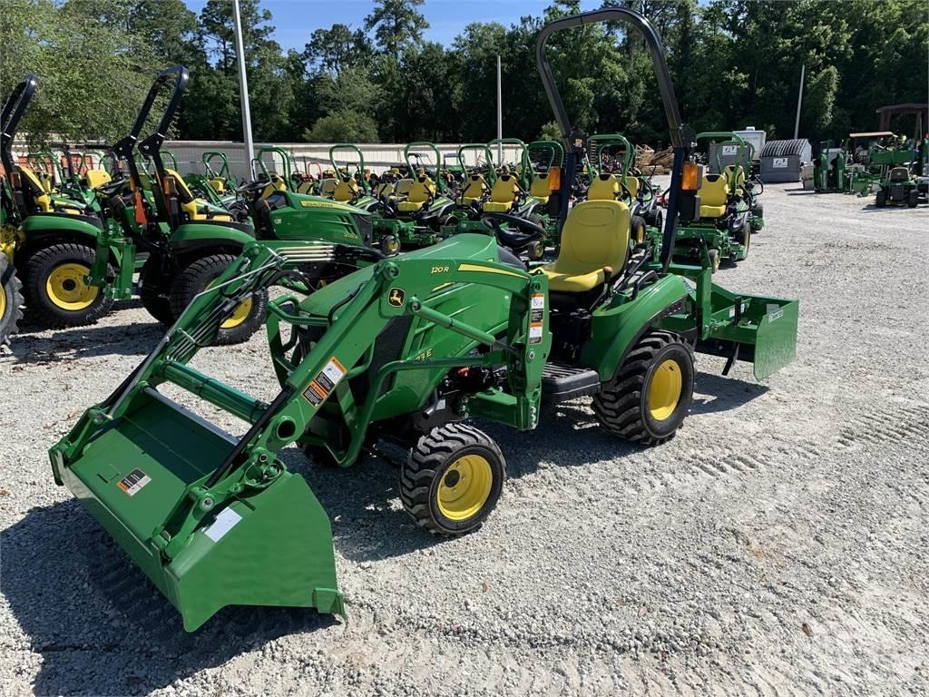 John Deere 1023E 小型曳引機