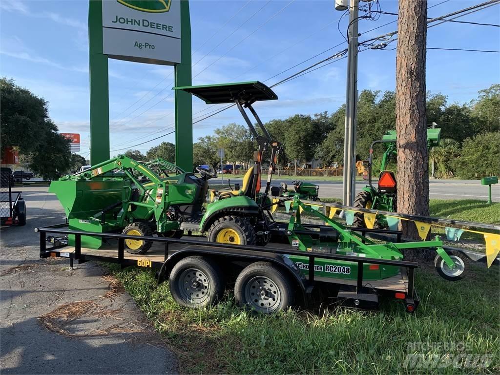John Deere 1023E 小型曳引機