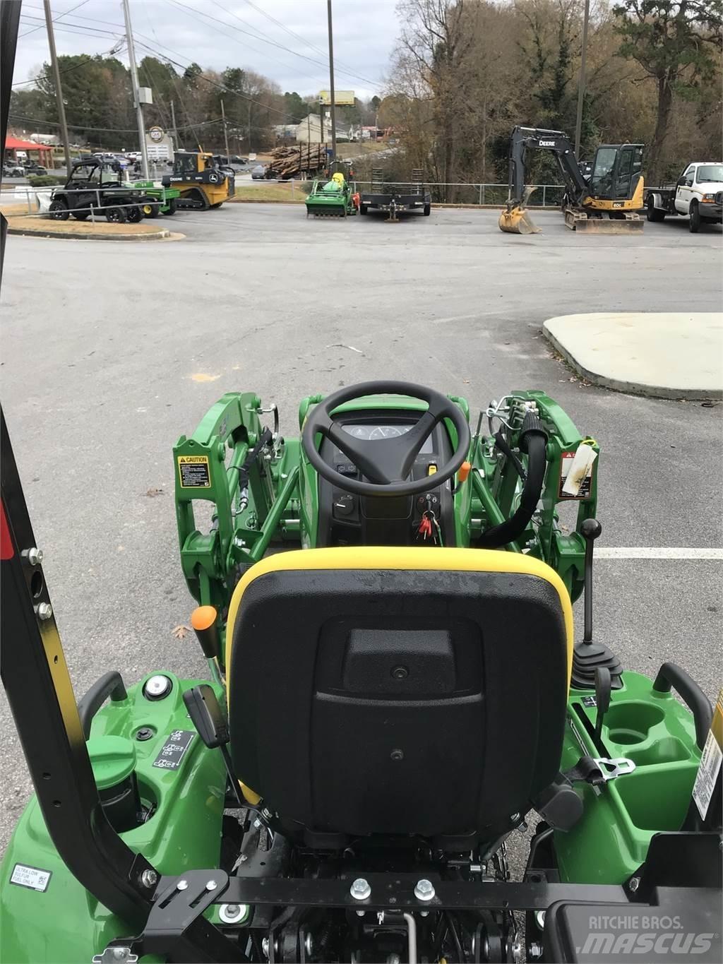 John Deere 1023E 小型曳引機