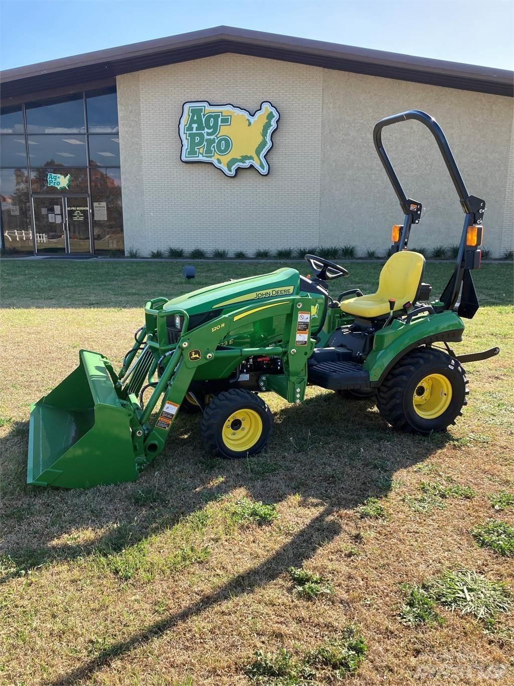 John Deere 1023E 小型曳引機