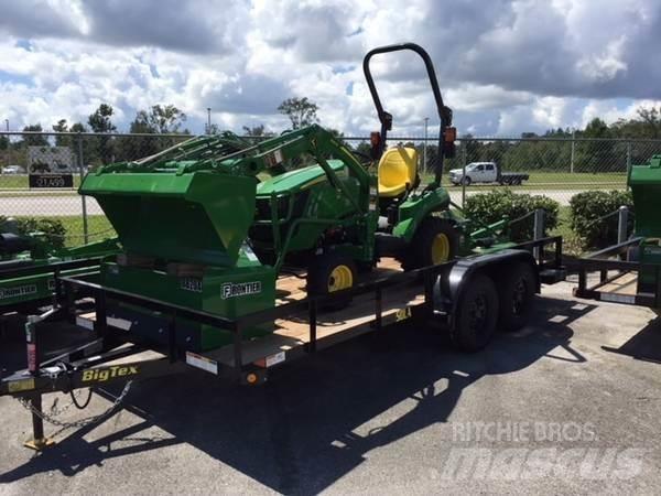 John Deere 1023E 小型曳引機