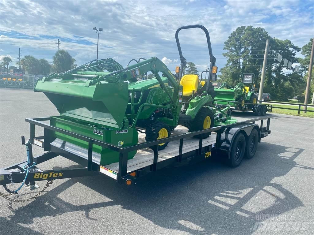 John Deere 1023E 小型曳引機