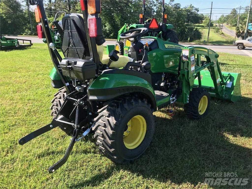 John Deere 1025R 小型曳引機