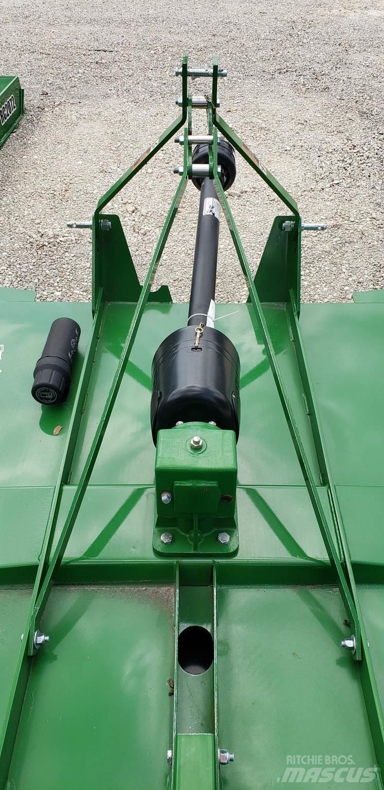 John Deere 1025R 小型曳引機