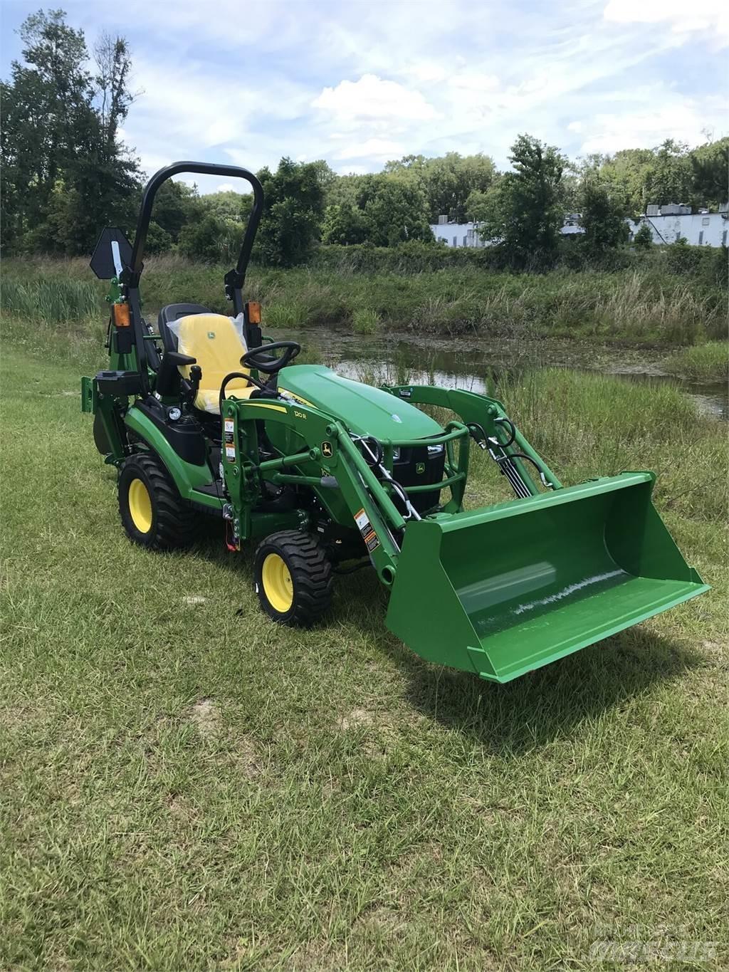 John Deere 1025R 小型曳引機