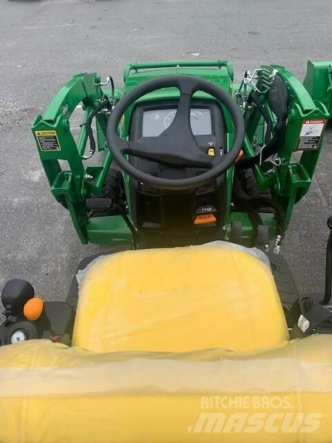 John Deere 1025R 小型曳引機