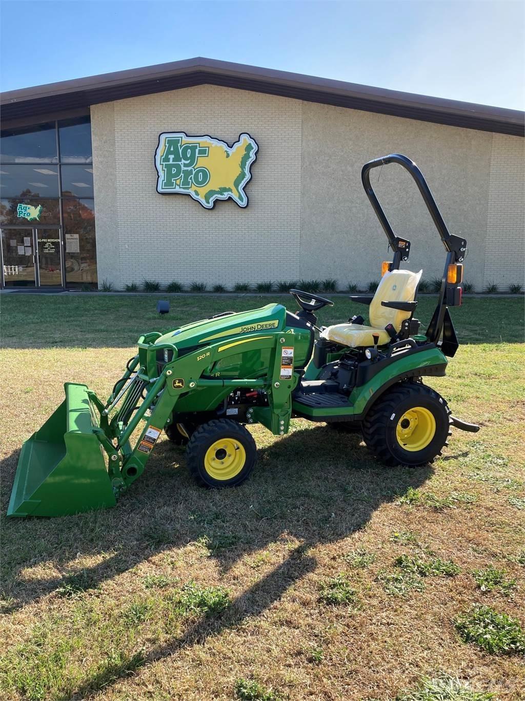 John Deere 1025R 小型曳引機