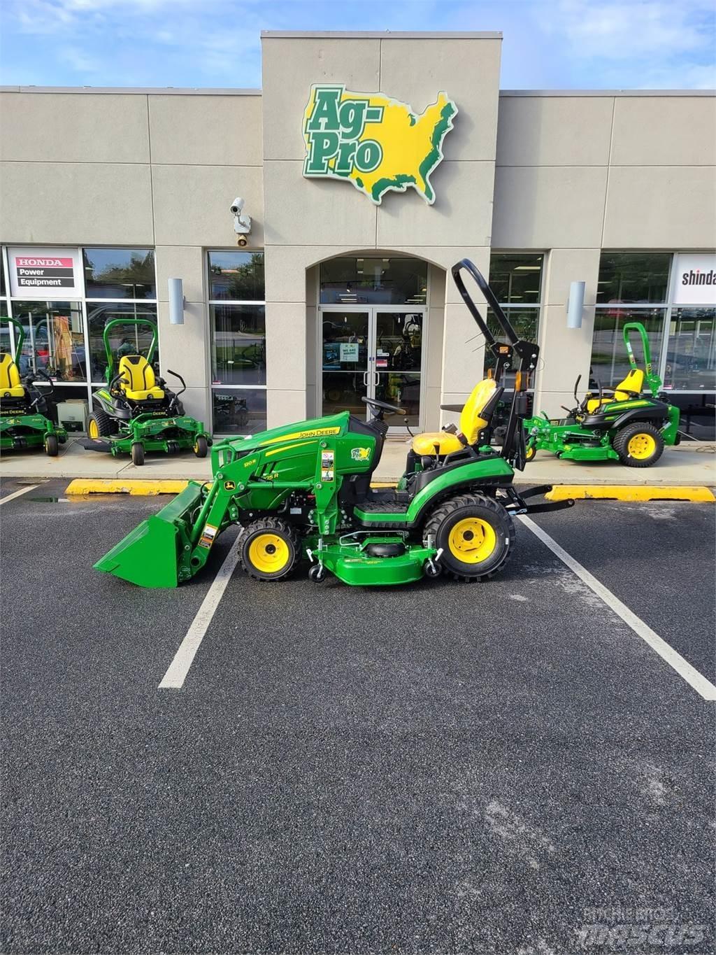 John Deere 1025R 小型曳引機