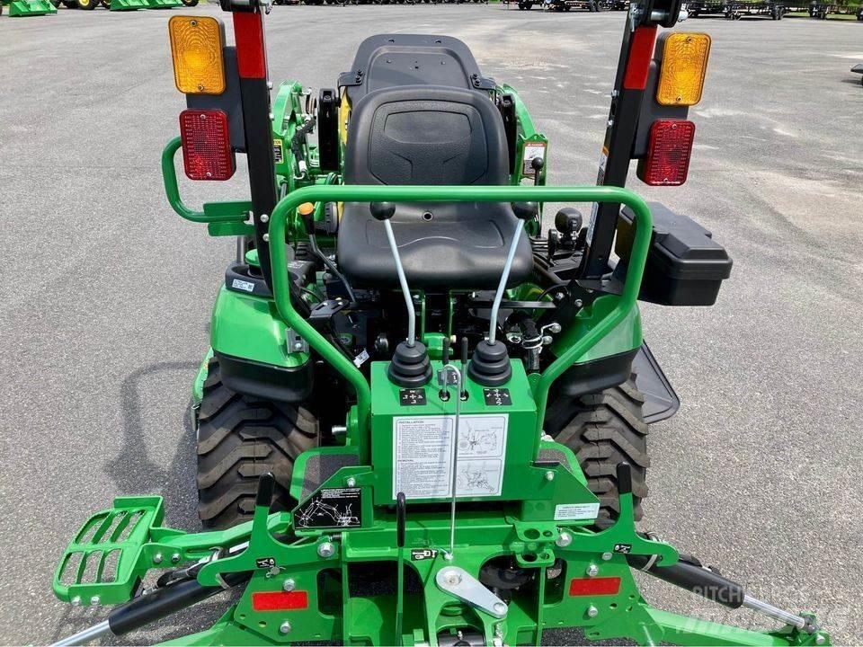 John Deere 1025R 小型曳引機