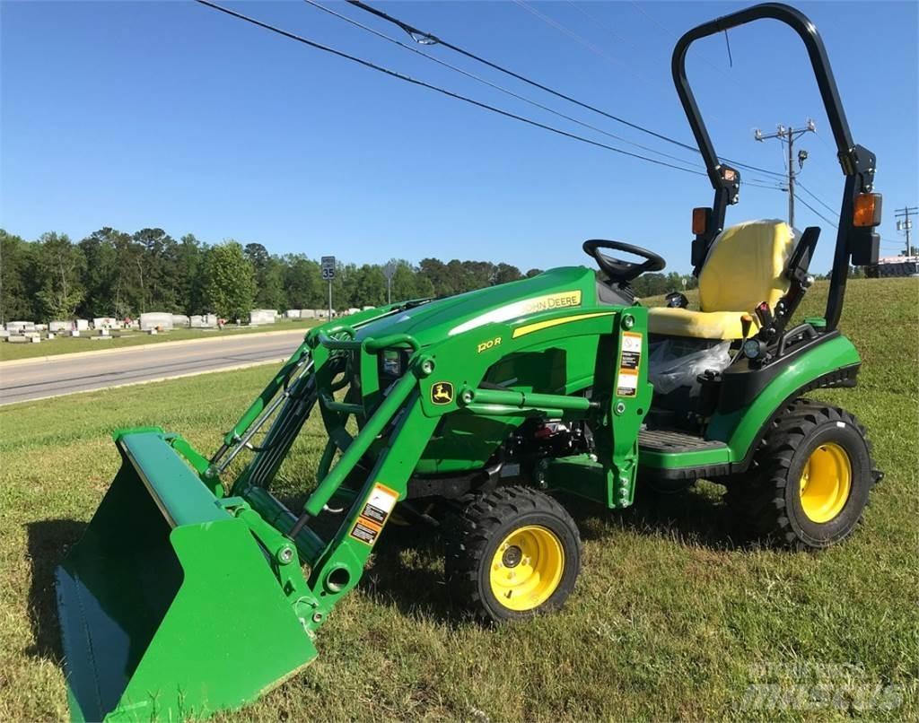 John Deere 1025R 小型曳引機
