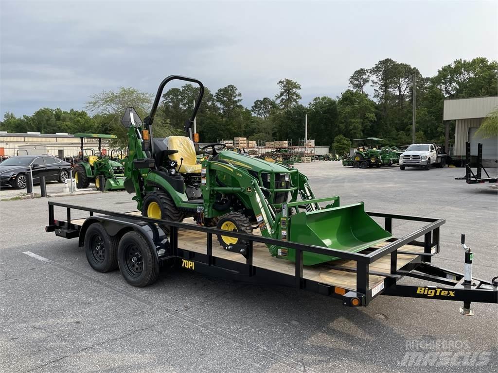John Deere 1025R 小型曳引機