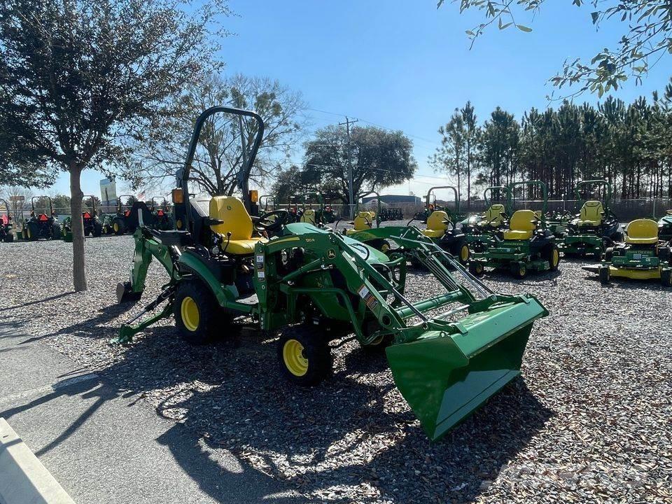 John Deere 1025R 小型曳引機