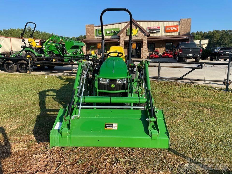 John Deere 1025R 小型曳引機