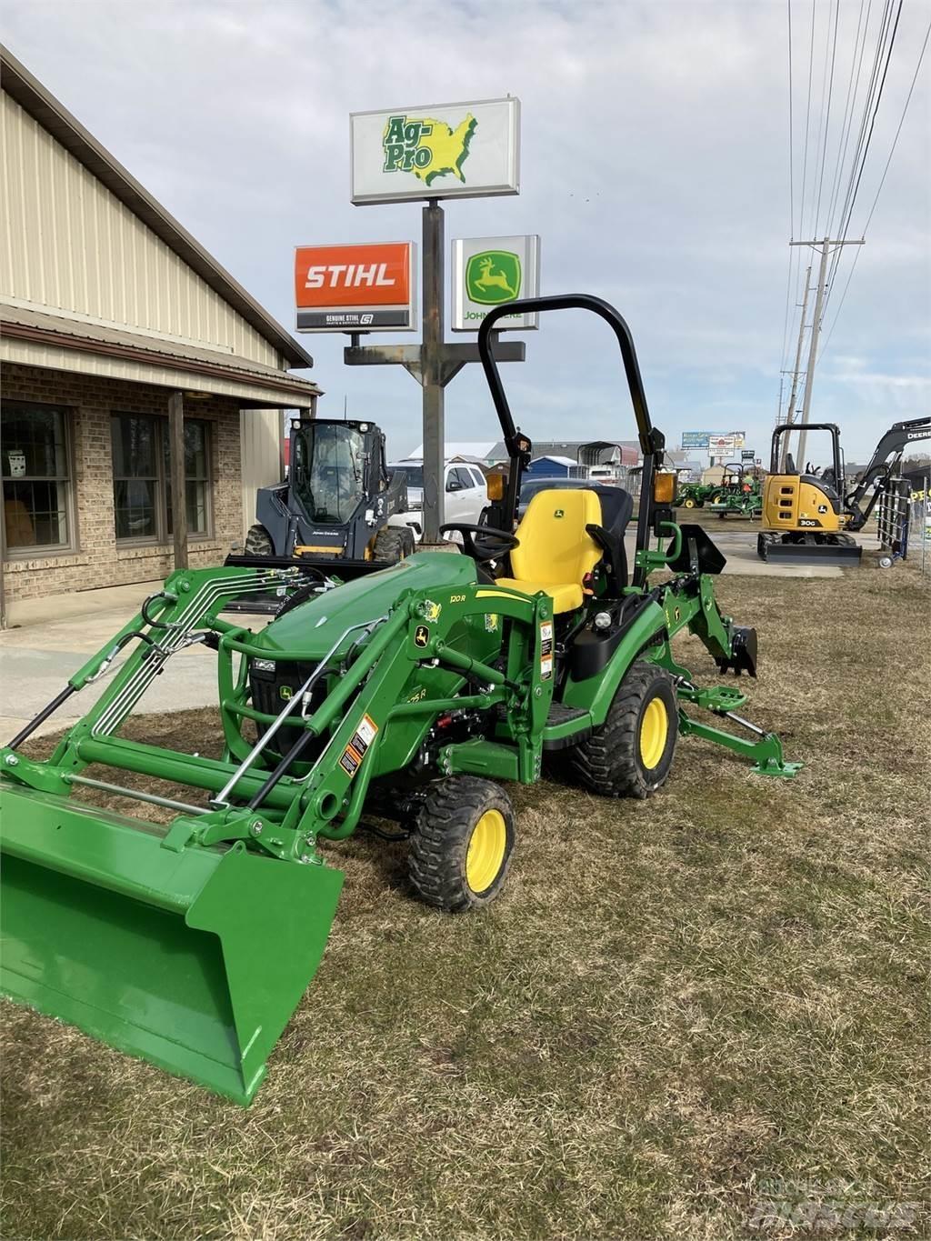 John Deere 1025R 小型曳引機
