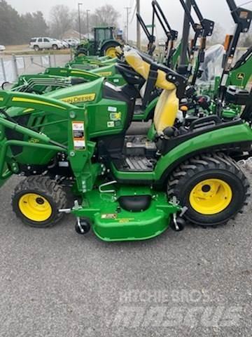 John Deere 1025R 小型曳引機