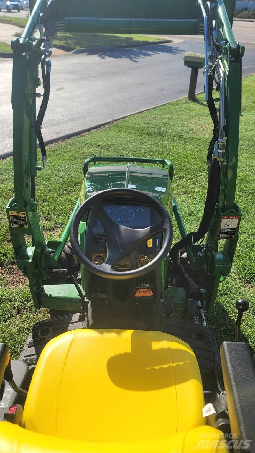 John Deere 1025R 小型曳引機