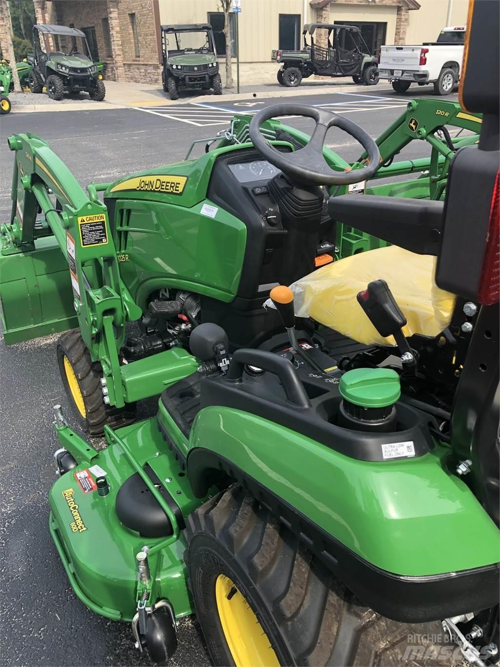 John Deere 1025R 小型曳引機