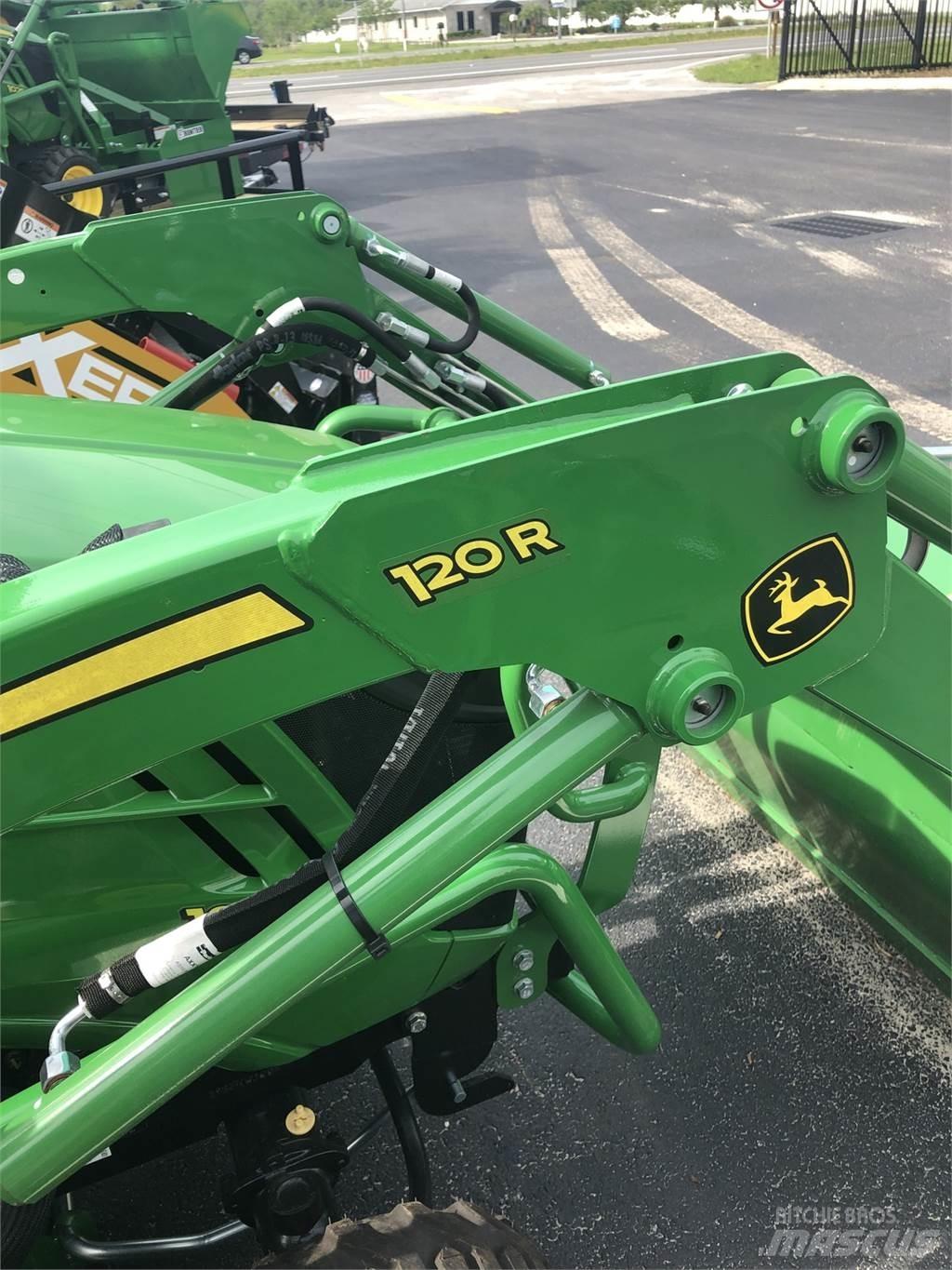 John Deere 1025R 小型曳引機