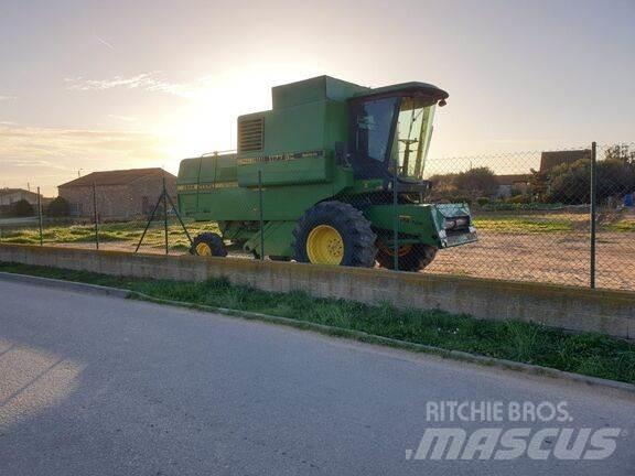 John Deere 1177 聯合收穫機