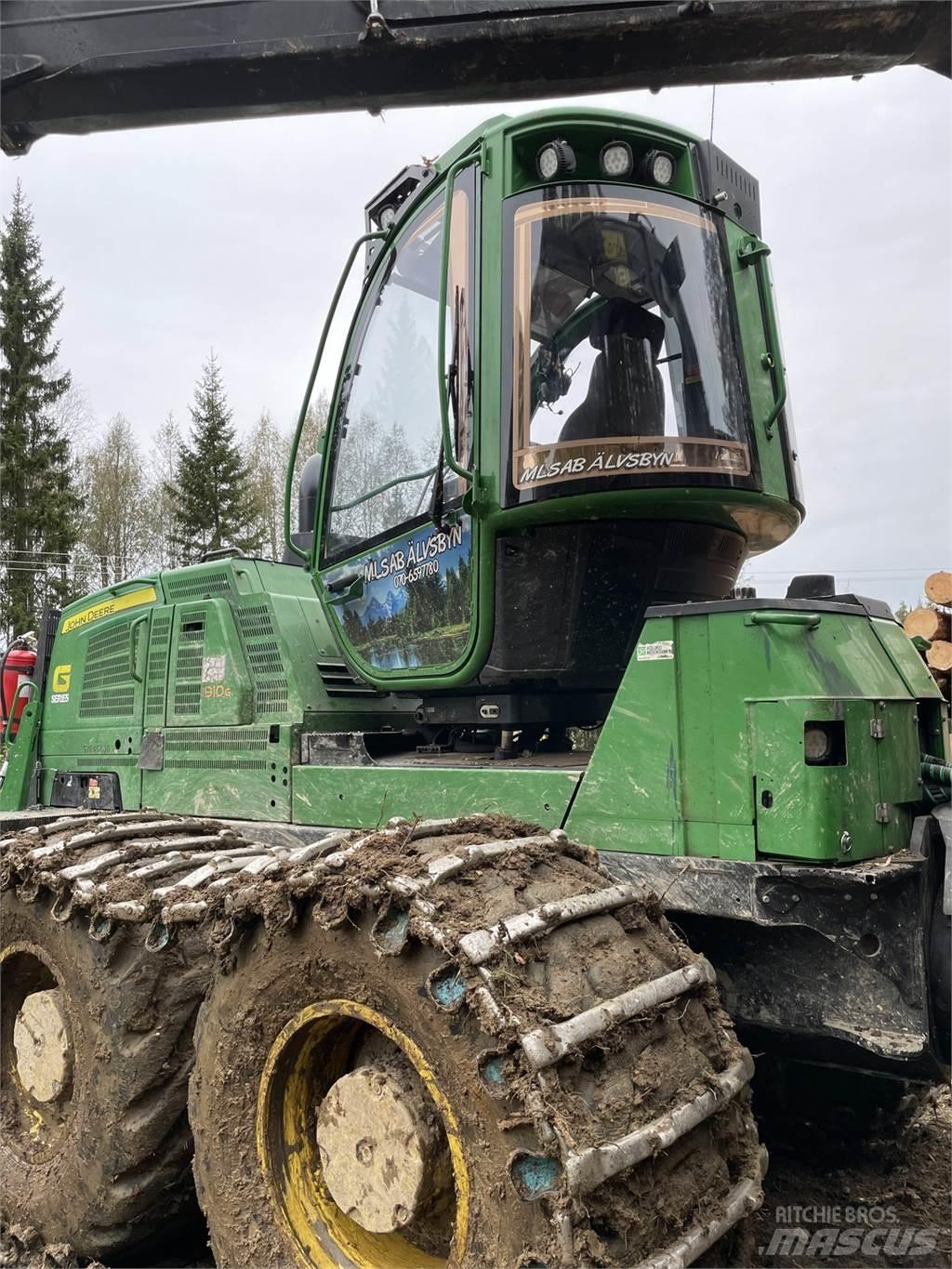 John Deere 1910G 集運機