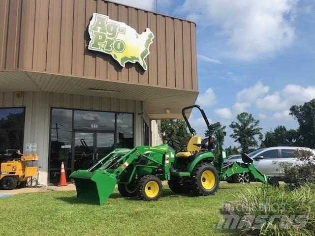 John Deere 2025R 小型曳引機