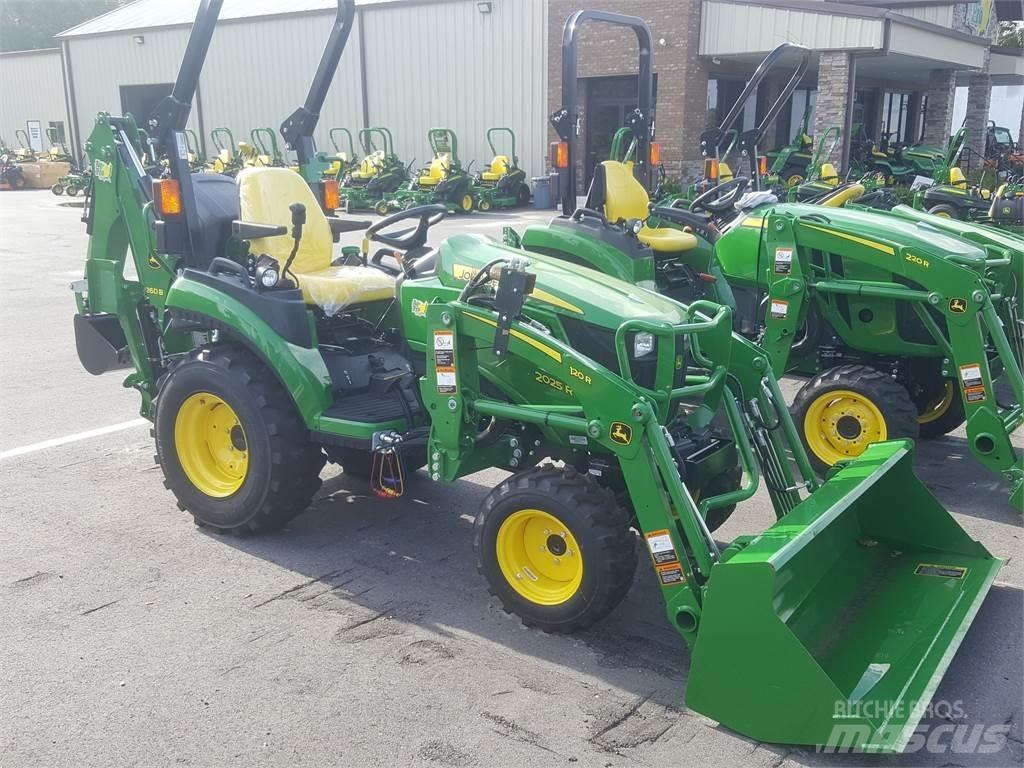 John Deere 2025R 小型曳引機