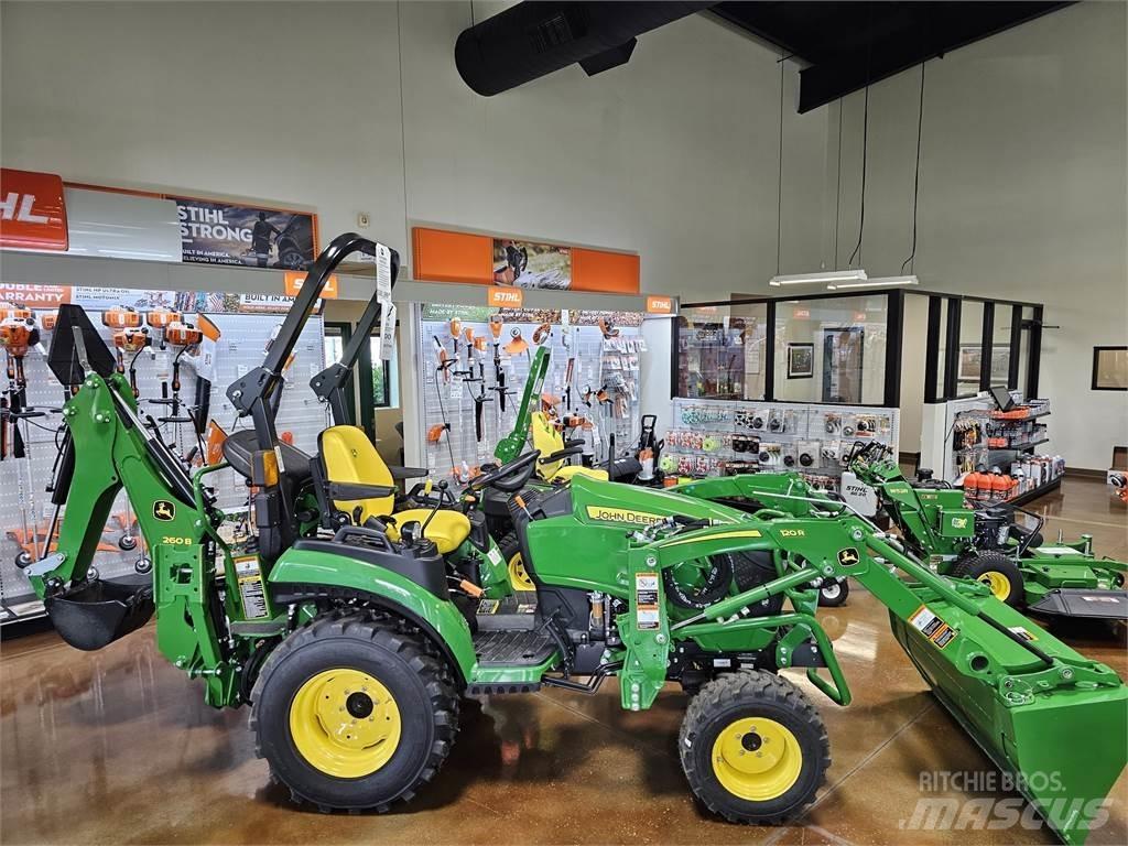 John Deere 2025R 小型曳引機