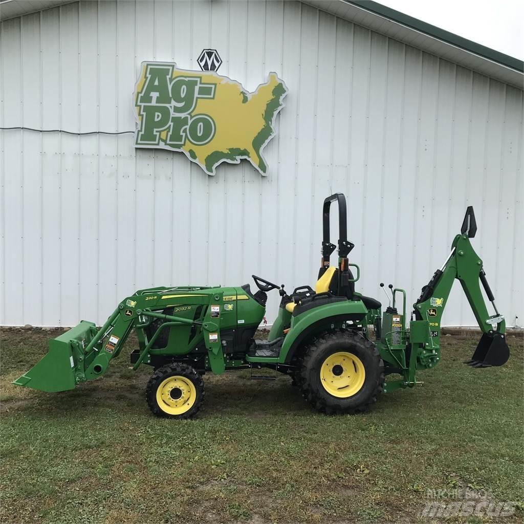 John Deere 2032R 小型曳引機