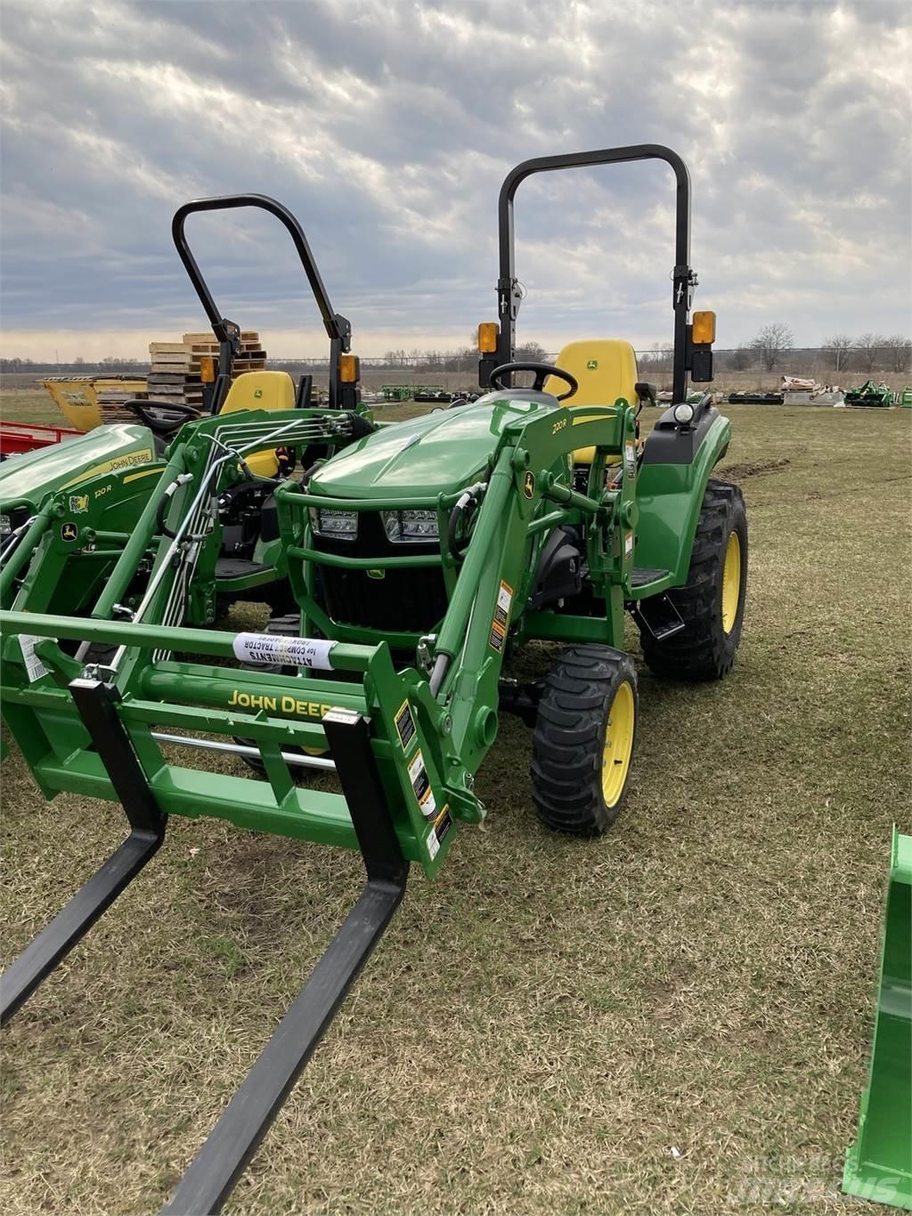John Deere 2032R 小型曳引機