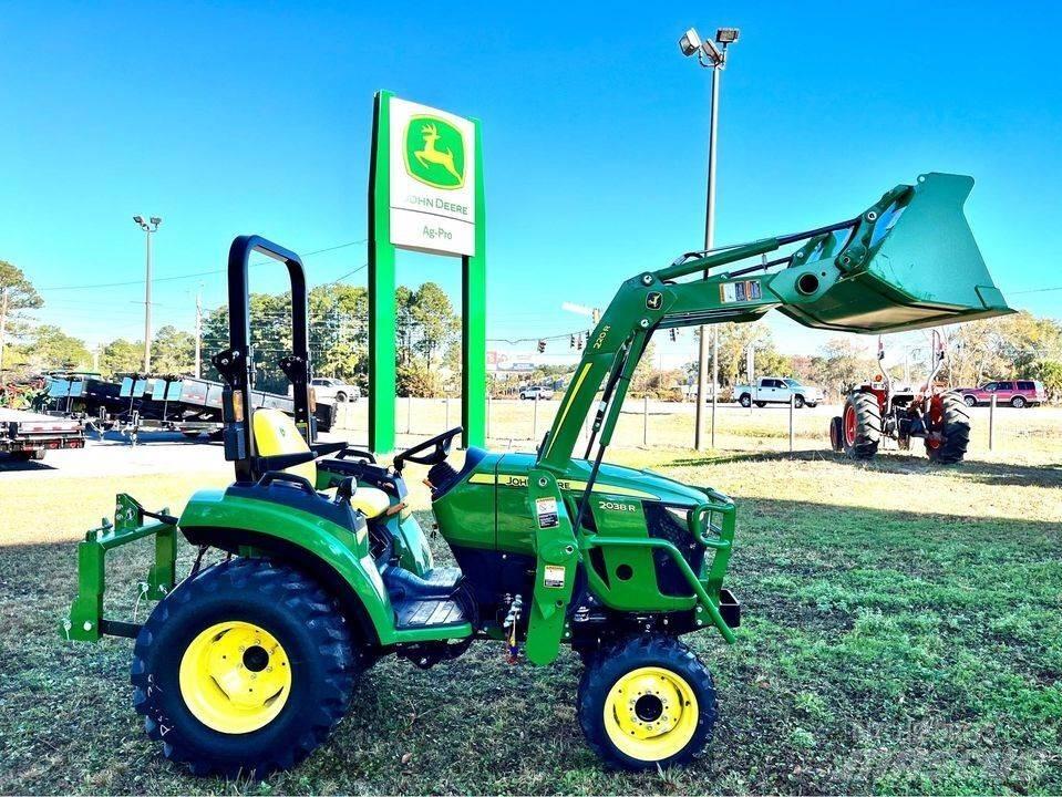 John Deere 2038R 小型曳引機