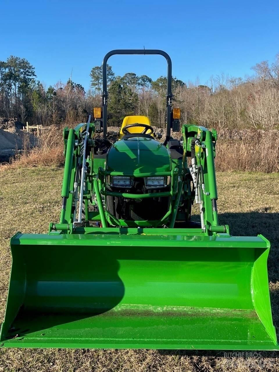 John Deere 2038R 小型曳引機