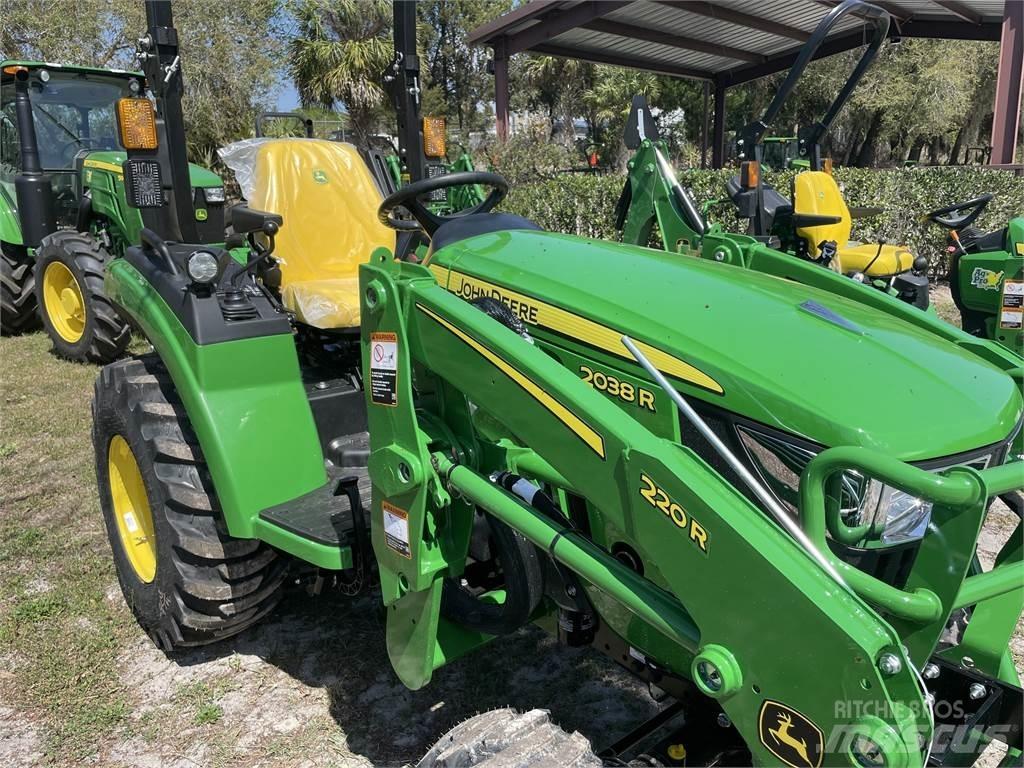 John Deere 2038R 小型曳引機